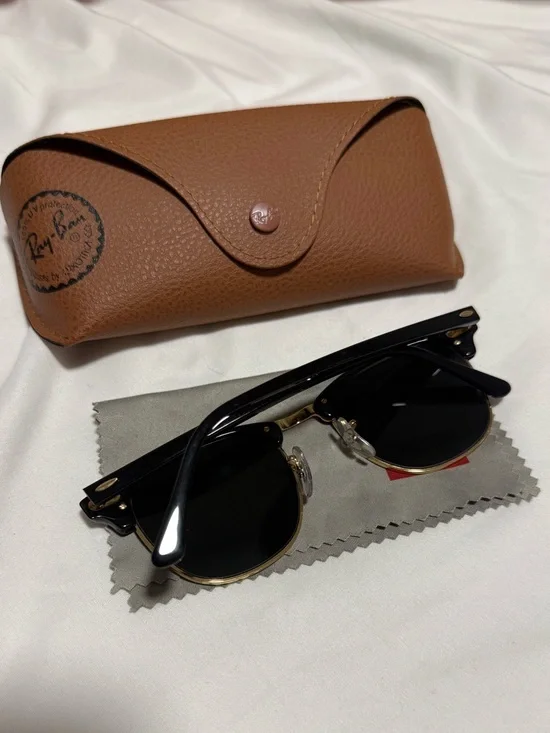 Ray-Ban Clubmaster Sunglasses - Picture 2 of 6